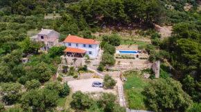 Гостиница Villa Mora  Баньол